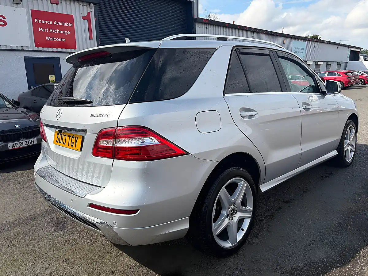 Used 2013 Mercedes-Benz M Class AMG Sport Silver - Interior and Exterior details 8