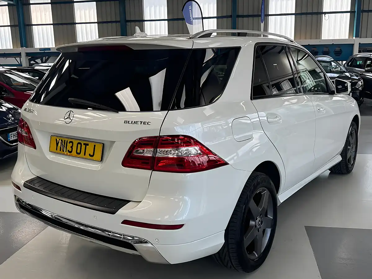 Used 2013 Mercedes-Benz M Class AMG Sport White - Interior and Exterior details 12