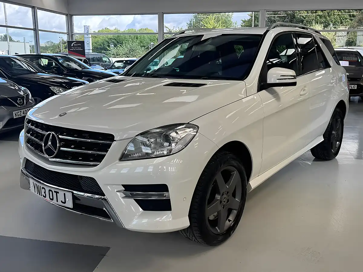 Used 2013 Mercedes-Benz M Class AMG Sport White - Interior and Exterior details 3