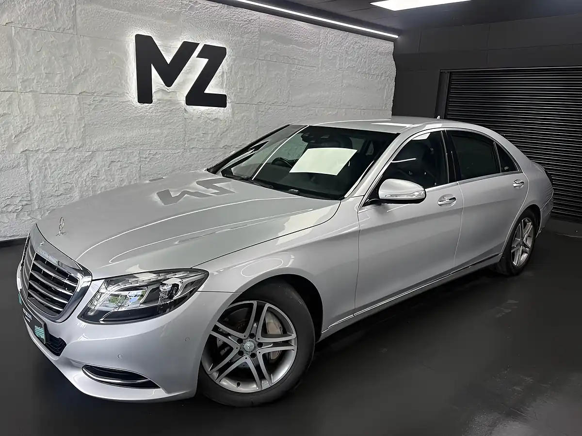 Used 2013 Mercedes-Benz S-Class Se Line Silver - Front View