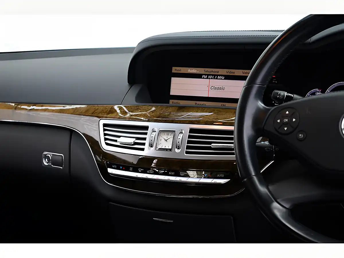 Used 2013 Mercedes-Benz S Class Silver - Interior and Exterior details 18