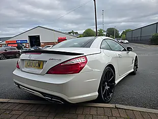 Used 2013 Mercedes-Benz Sl AMG Diamond White - Interior and Exterior details 11