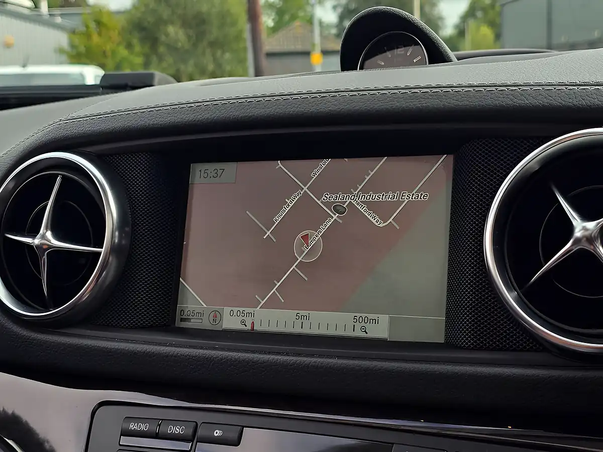 Used 2013 Mercedes-Benz Sl AMG Diamond White - Interior and Exterior details 16