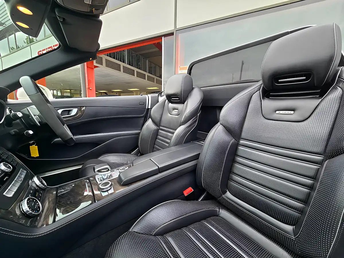 Used 2013 Mercedes-Benz Sl AMG Diamond White - Interior and Exterior details 18