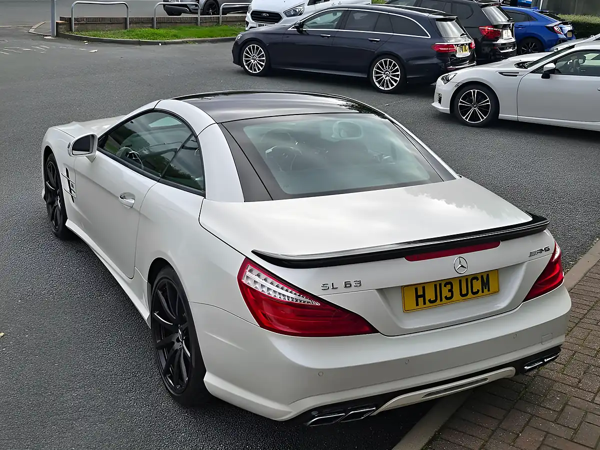 Used 2013 Mercedes-Benz Sl AMG Diamond White - Interior and Exterior details 3