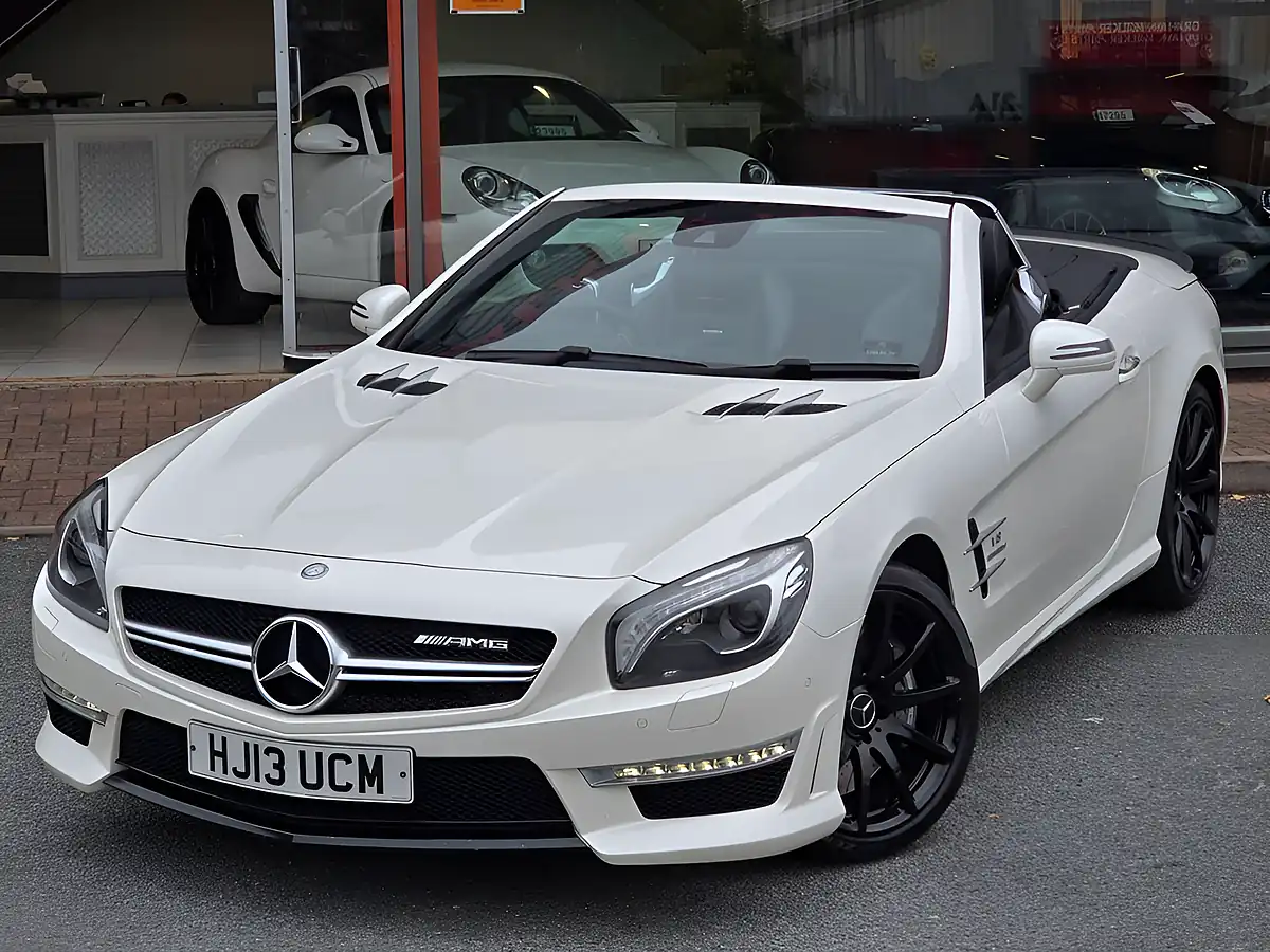 Used 2013 Mercedes-Benz Sl AMG Diamond White - Interior and Exterior details 6