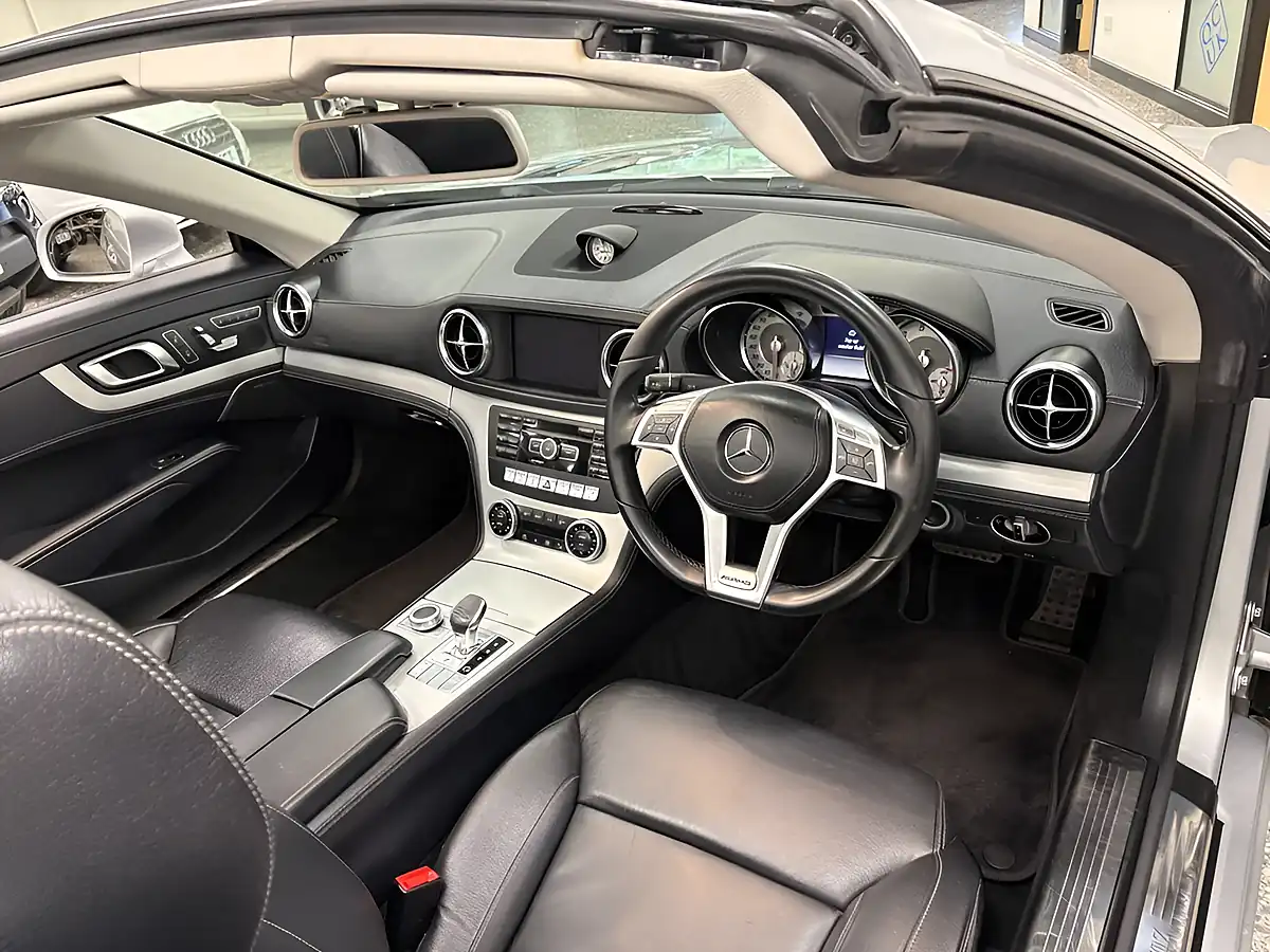 Used 2013 Mercedes-Benz Sl Class Convertible Silver - Interior and Exterior details 2