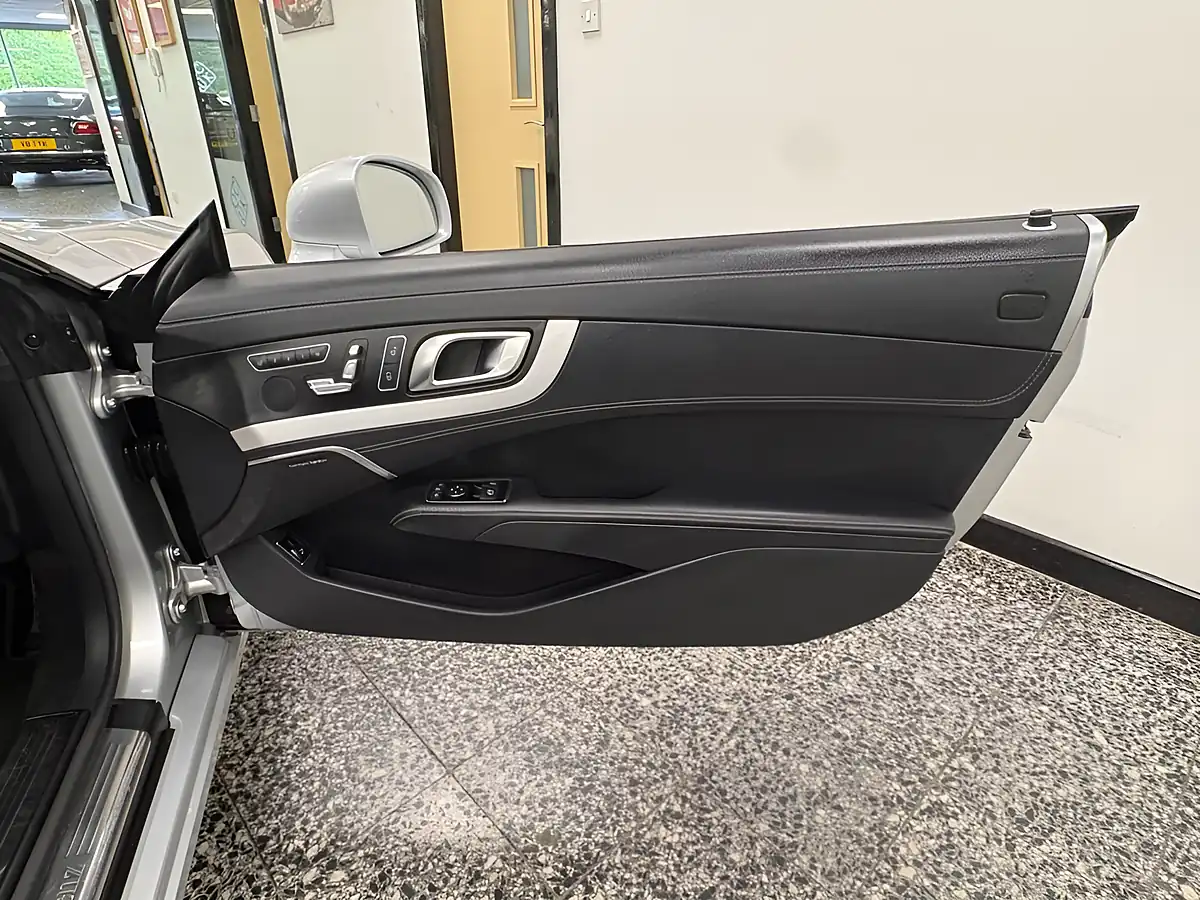 Used 2013 Mercedes-Benz Sl Class Convertible Silver - Interior and Exterior details 7