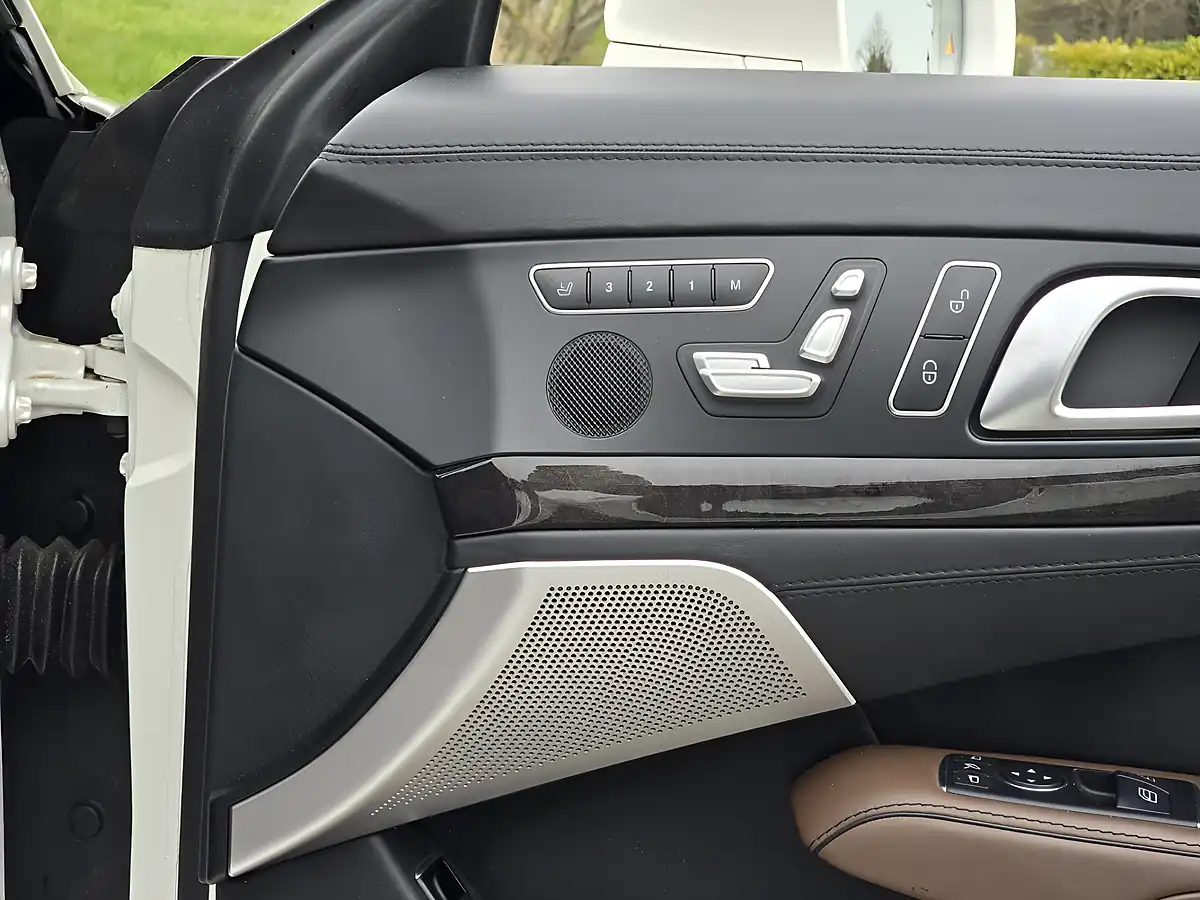 Used 2013 Mercedes-Benz Sl SL350 Diamond White - Interior and Exterior details 5