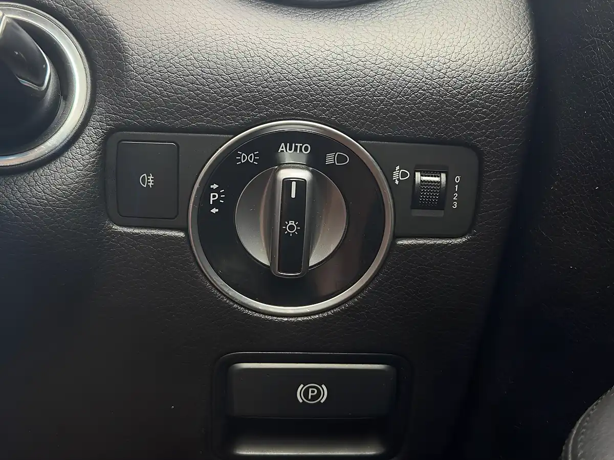 Used 2013 Mercedes-Benz Slk AMG Sport Black - Interior and Exterior details 15