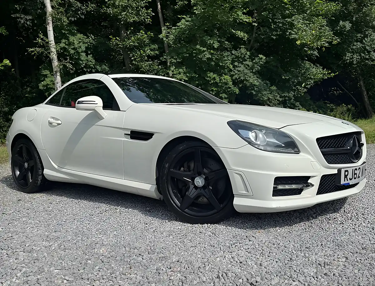 Used 2013 Mercedes-Benz Slk AMG Sport Diamond White - Front View