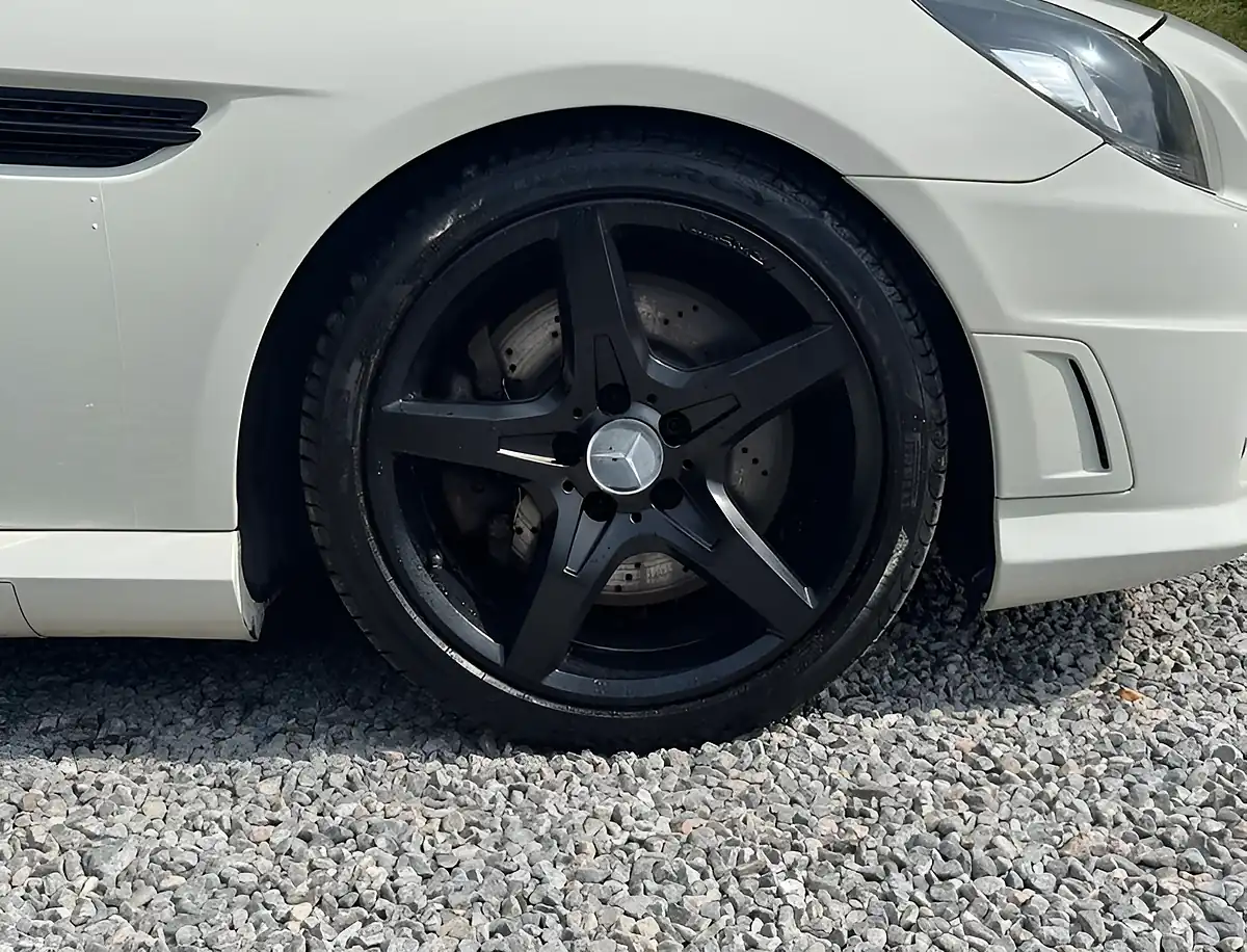 Used 2013 Mercedes-Benz Slk AMG Sport Diamond White - Interior and Exterior details 10