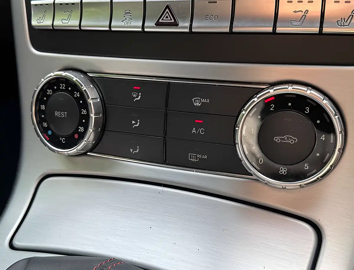 Used 2013 Mercedes-Benz Slk AMG Sport Diamond White - Interior and Exterior details 16