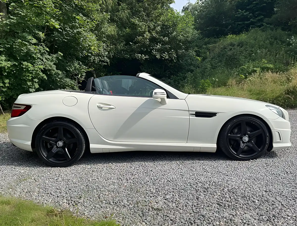 Used 2013 Mercedes-Benz Slk AMG Sport Diamond White - Interior and Exterior details 18
