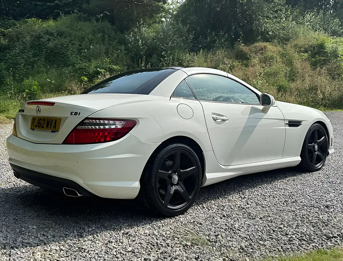 Used 2013 Mercedes-Benz Slk AMG Sport Diamond White - Interior and Exterior details 3