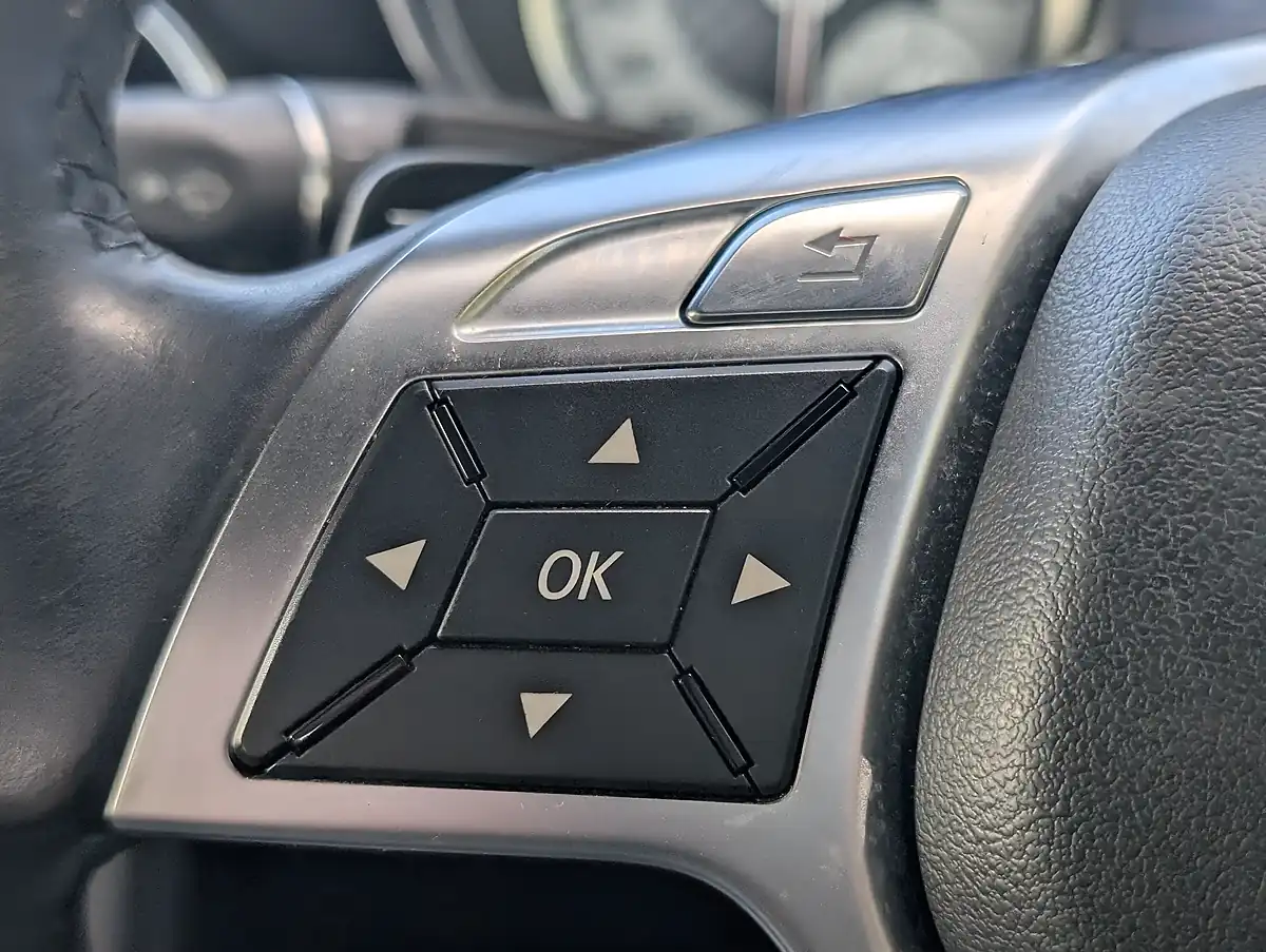 Used 2013 Mercedes-Benz Slk AMG Sport - Interior and Exterior details 18