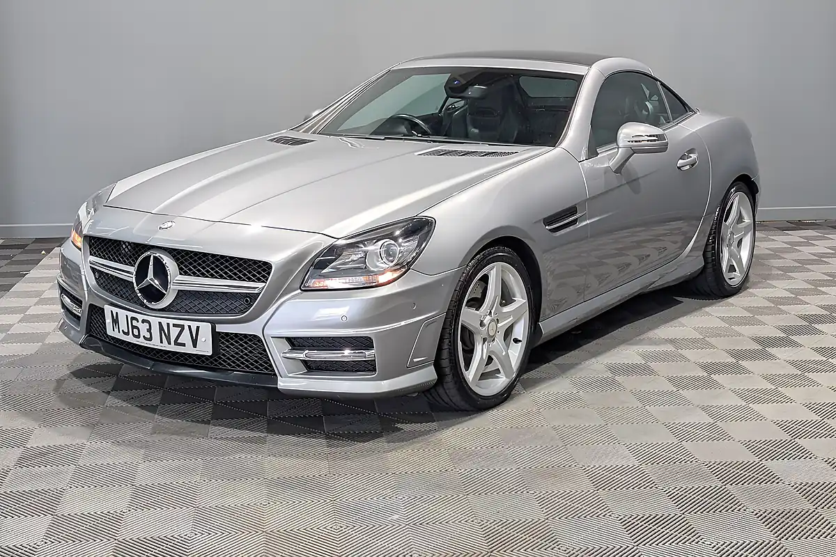 Used 2013 Mercedes-Benz Slk AMG Sport Silver - Interior and Exterior details 8