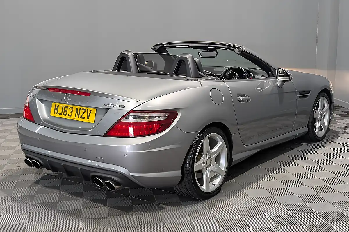 Used 2013 Mercedes-Benz Slk AMG Sport Silver - Interior and Exterior details 9