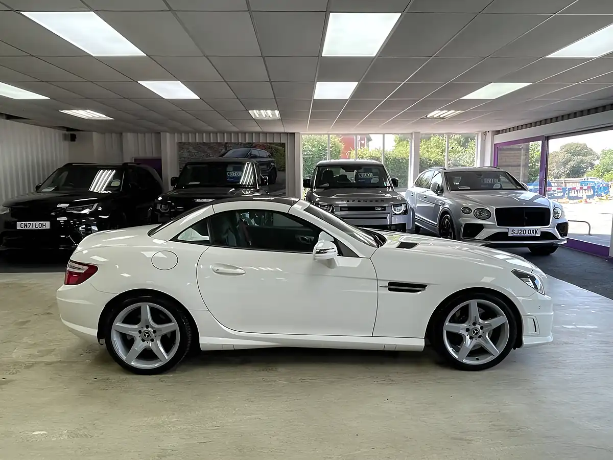 Used 2013 Mercedes-Benz Slk AMG Sport White - Interior and Exterior details 12