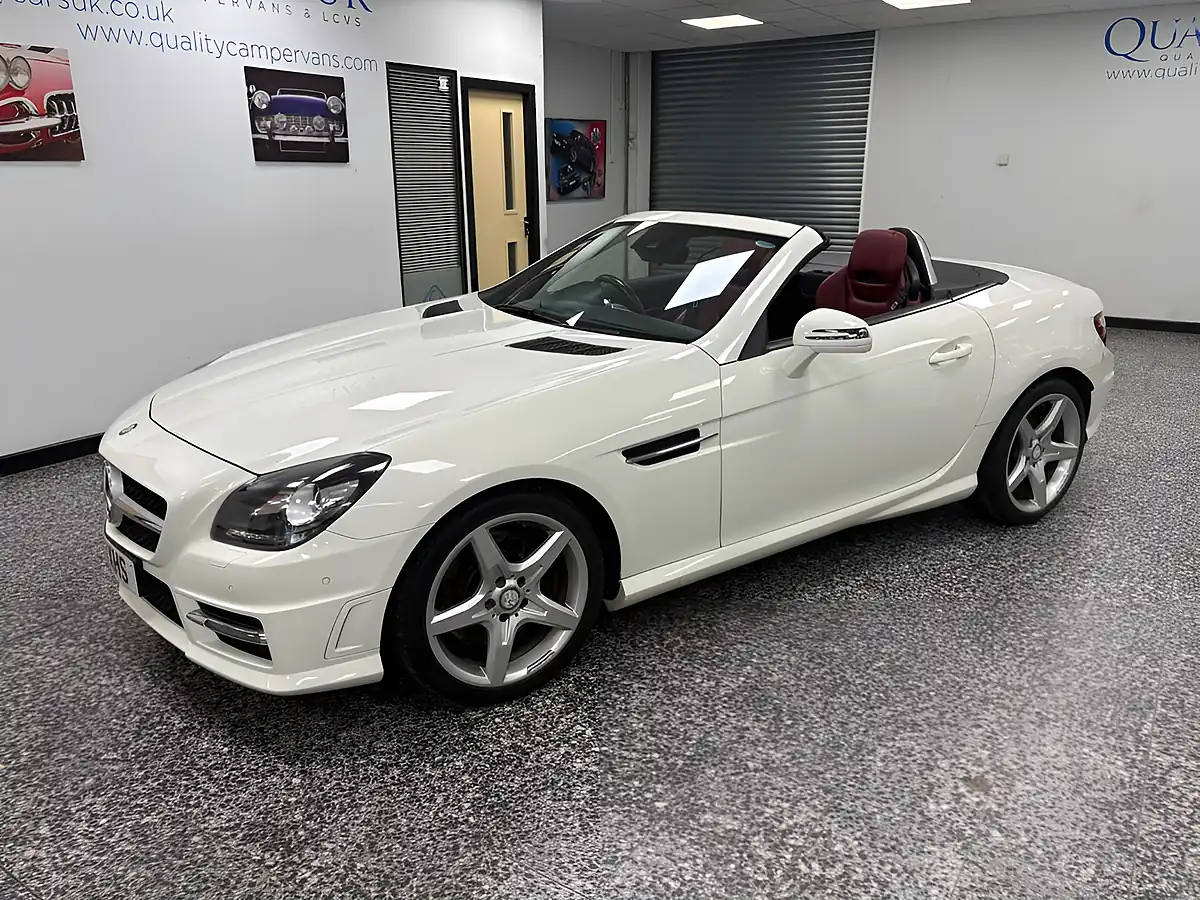 Used 2013 Mercedes-Benz Slk AMG Sport White - Front View