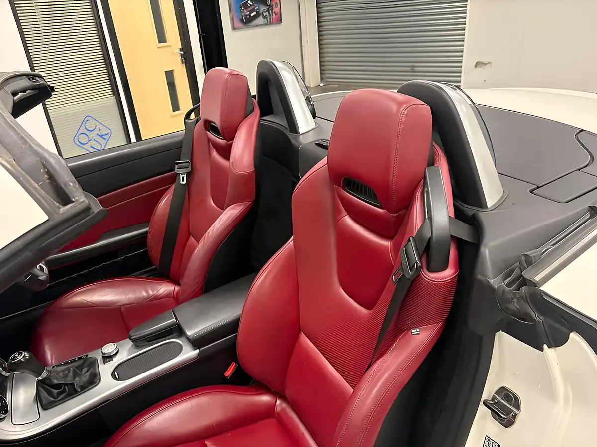 Used 2013 Mercedes-Benz Slk AMG Sport White - Interior and Exterior details 13