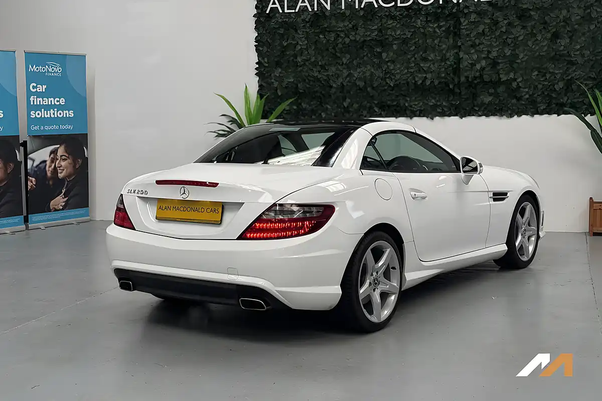 Used 2013 Mercedes-Benz Slk AMG Sport White - Interior and Exterior details 16