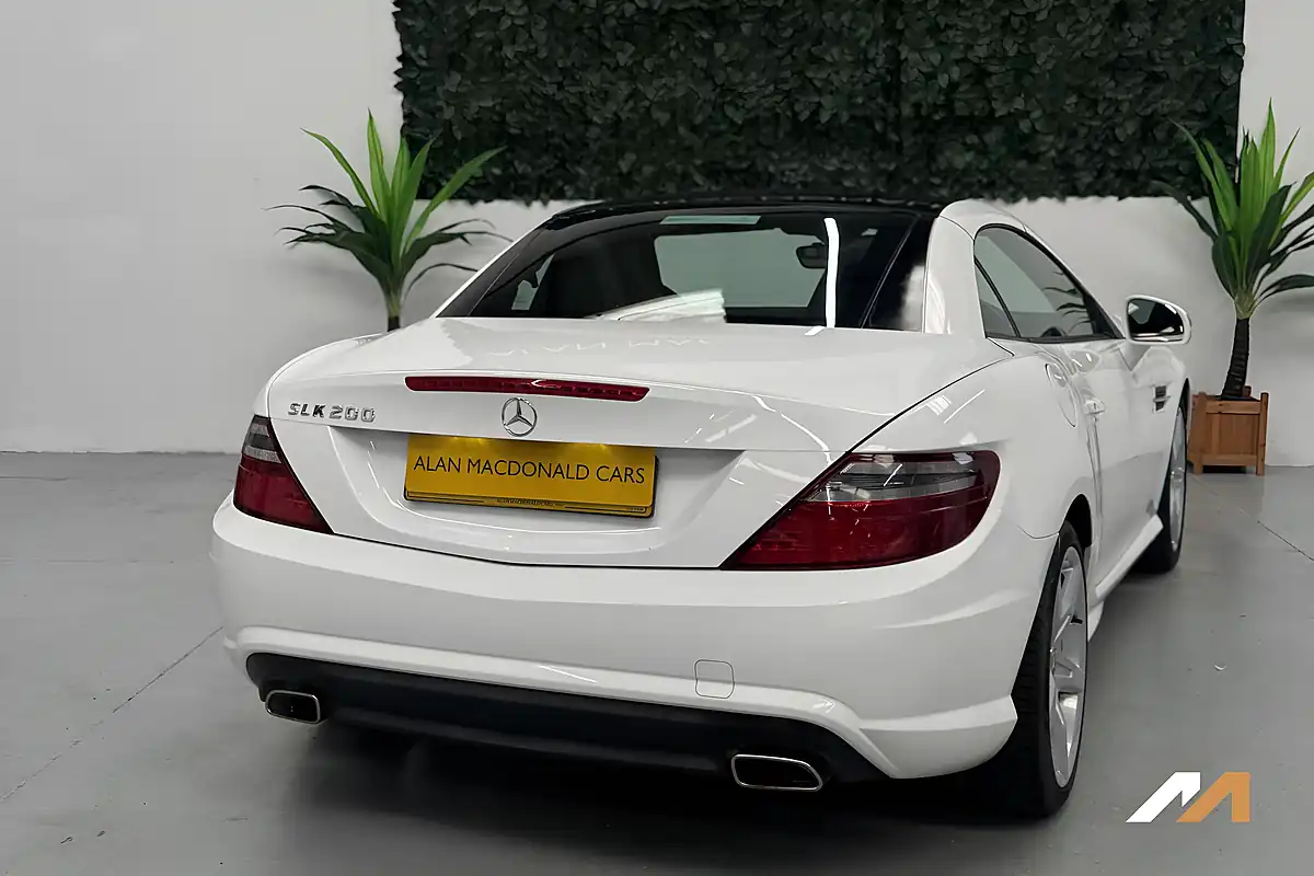 Used 2013 Mercedes-Benz Slk AMG Sport White - Interior and Exterior details 17