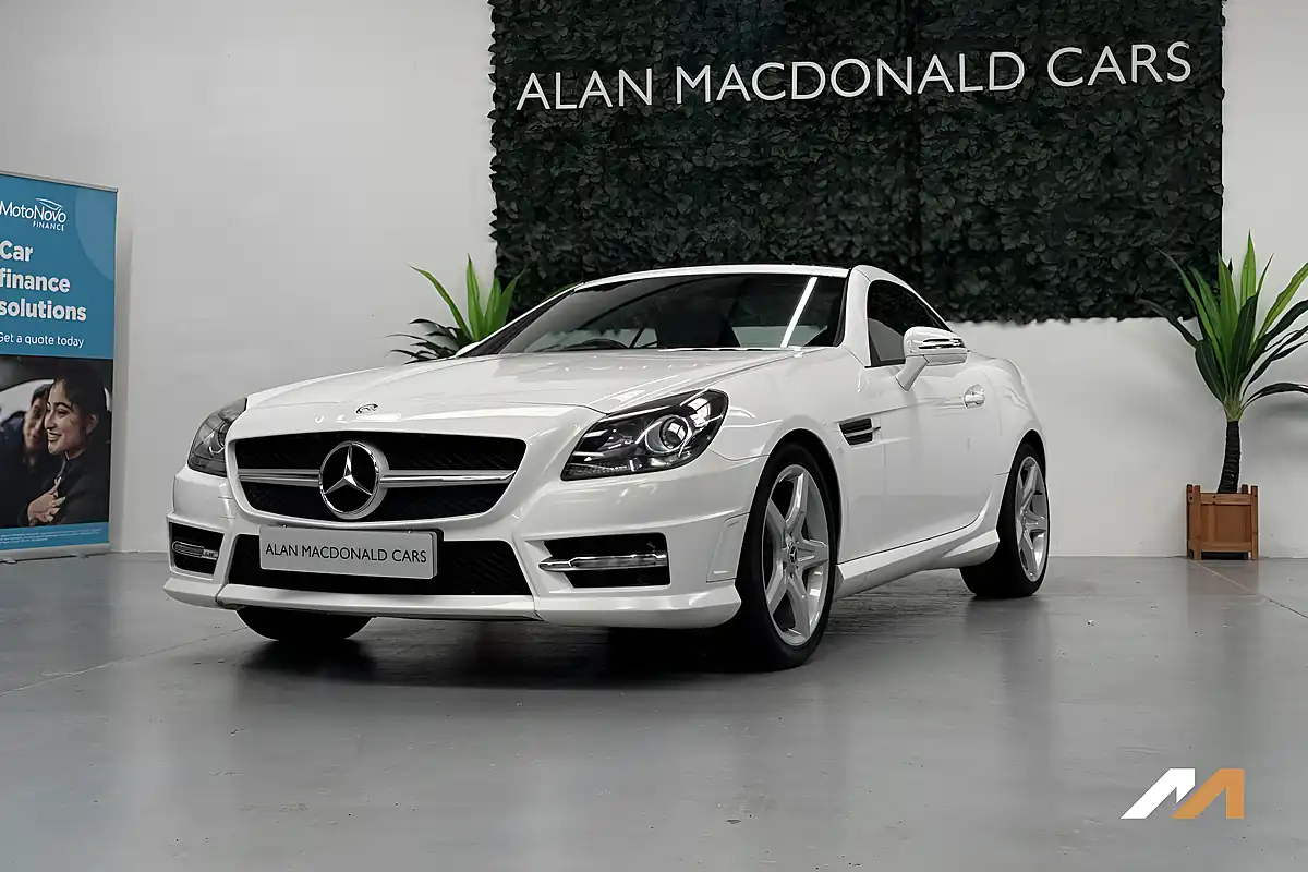 Used 2013 Mercedes-Benz Slk AMG Sport White - Interior and Exterior details 9
