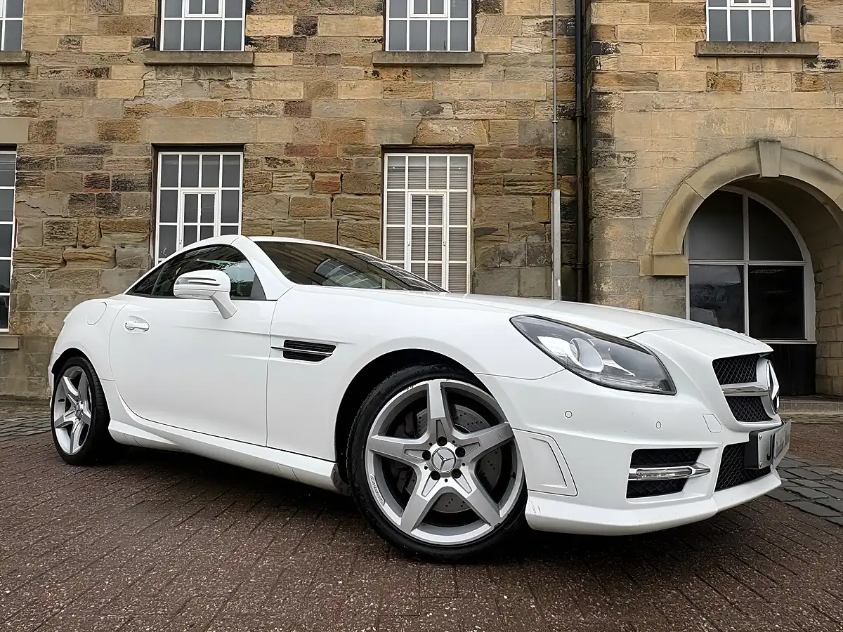 Used 2013 Mercedes-Benz Slk AMG Sport White - Interior and Exterior details 3