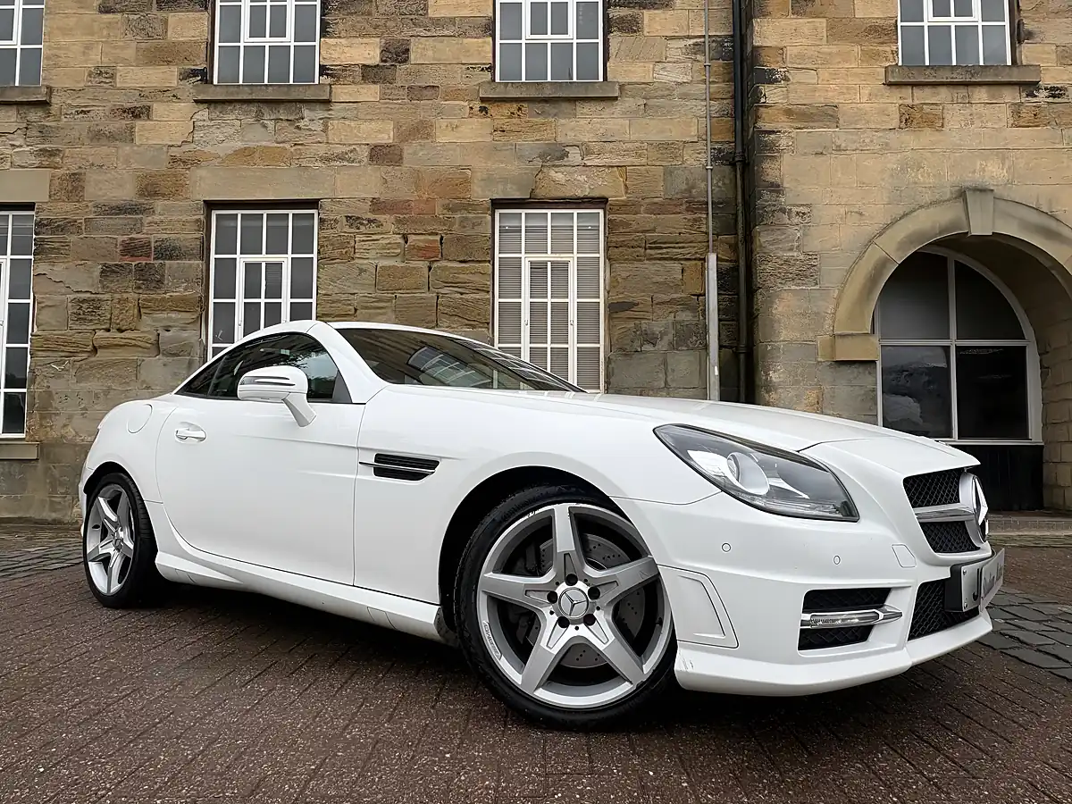 Used 2013 Mercedes-Benz Slk AMG Sport White - Interior and Exterior details 5