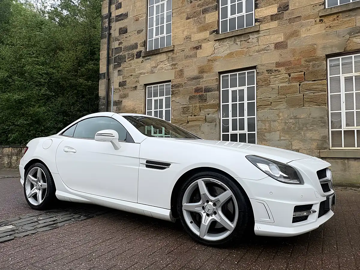 Used 2013 Mercedes-Benz Slk AMG Sport White - Interior and Exterior details 9