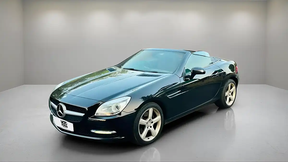 Used 2013 Mercedes-Benz Slk Blueefficiency Black - Interior and Exterior details 2
