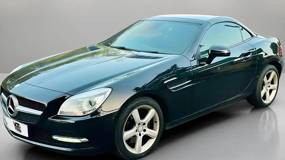Used 2013 Mercedes-Benz Slk Blueefficiency Black - Interior and Exterior details 7