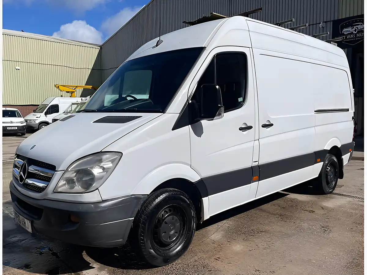 Used 2013 Mercedes-Benz Sprinter Panel Van L2 White - Interior and Exterior details 7