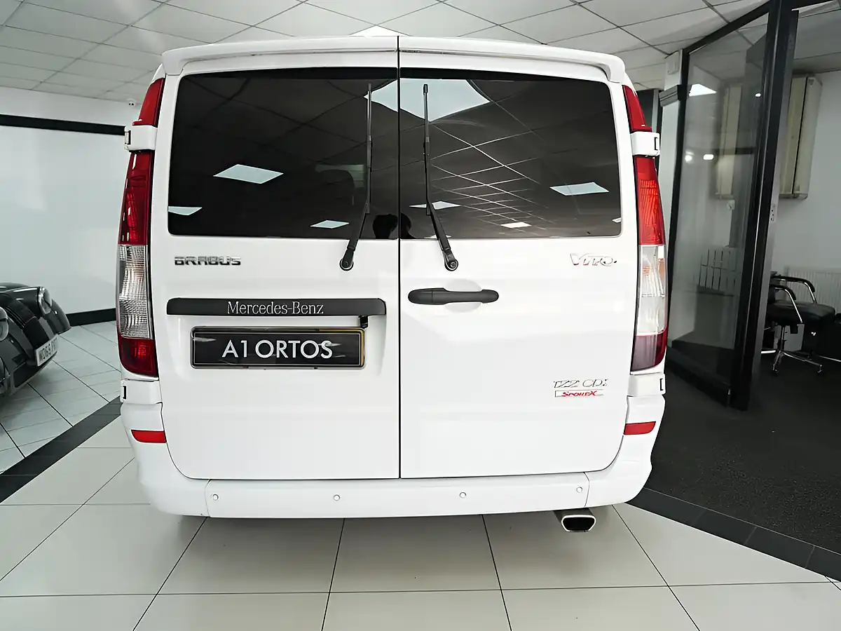 Used 2013 Mercedes-Benz Vito Dualiner Sport White - Interior and Exterior details 7