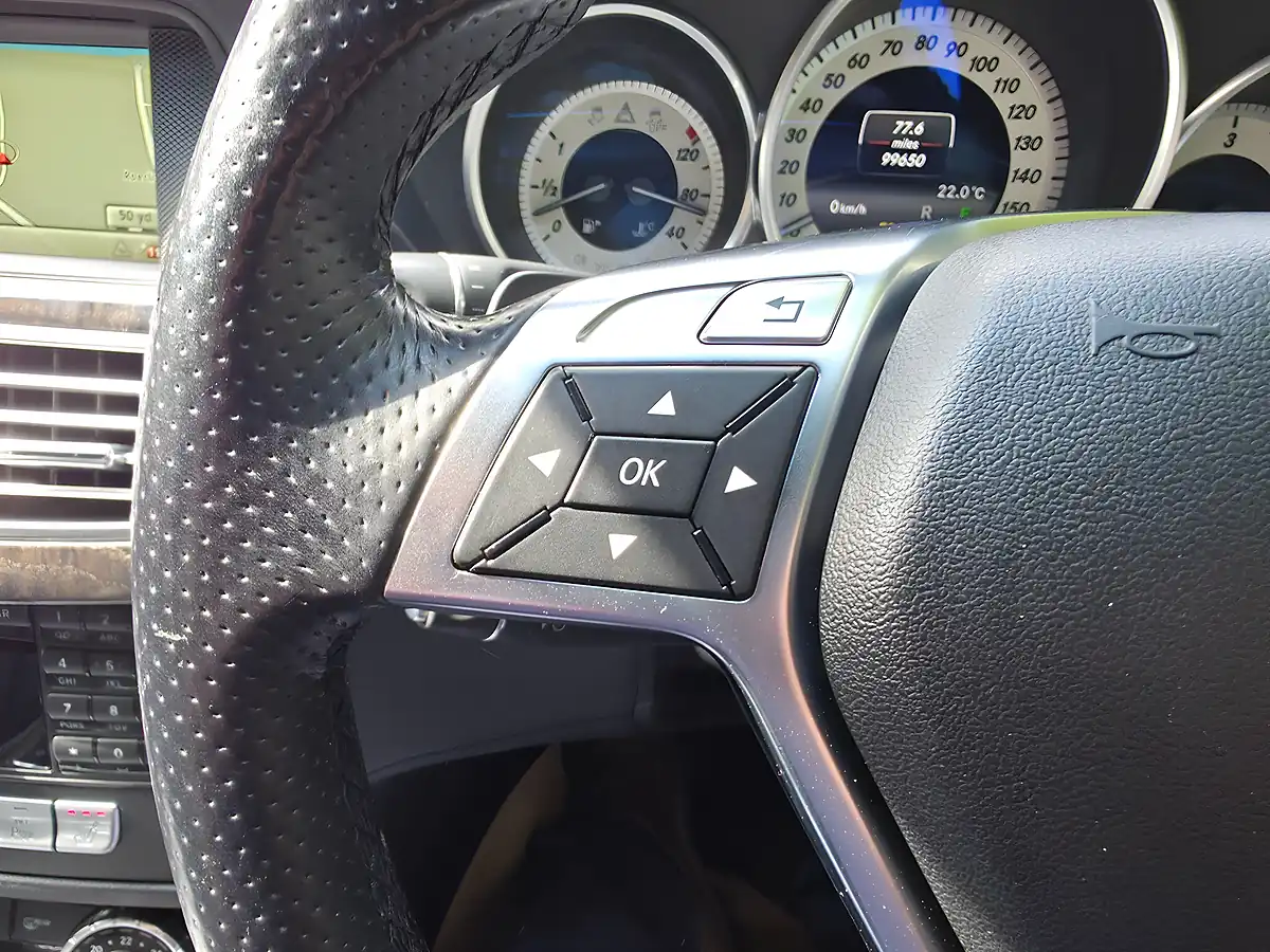 Used 2013 Mercedes Cls AMG Sport White - Interior and Exterior details 13