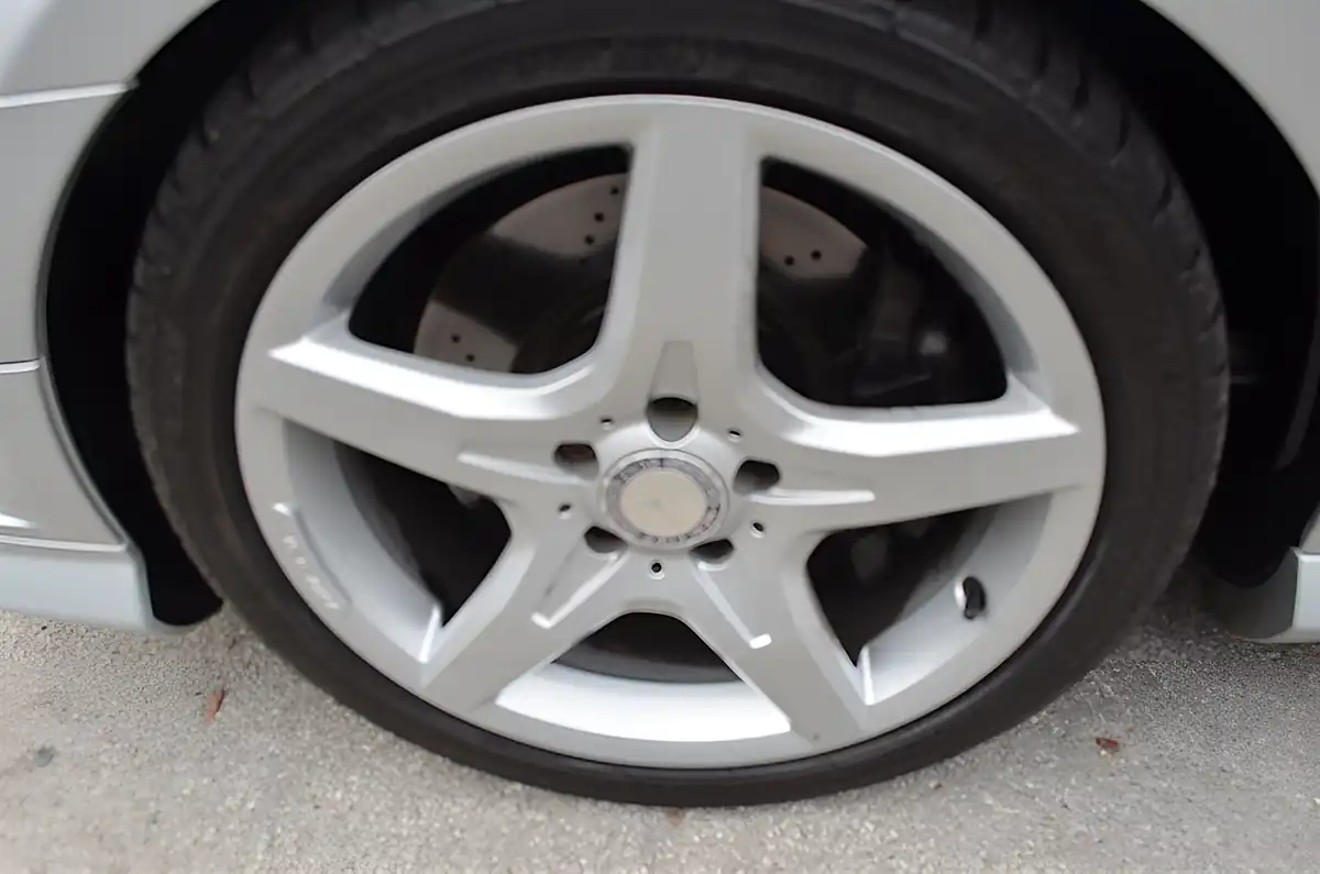 Used 2013 Mercedes Slk AMG Sport Silver - Interior and Exterior details 20