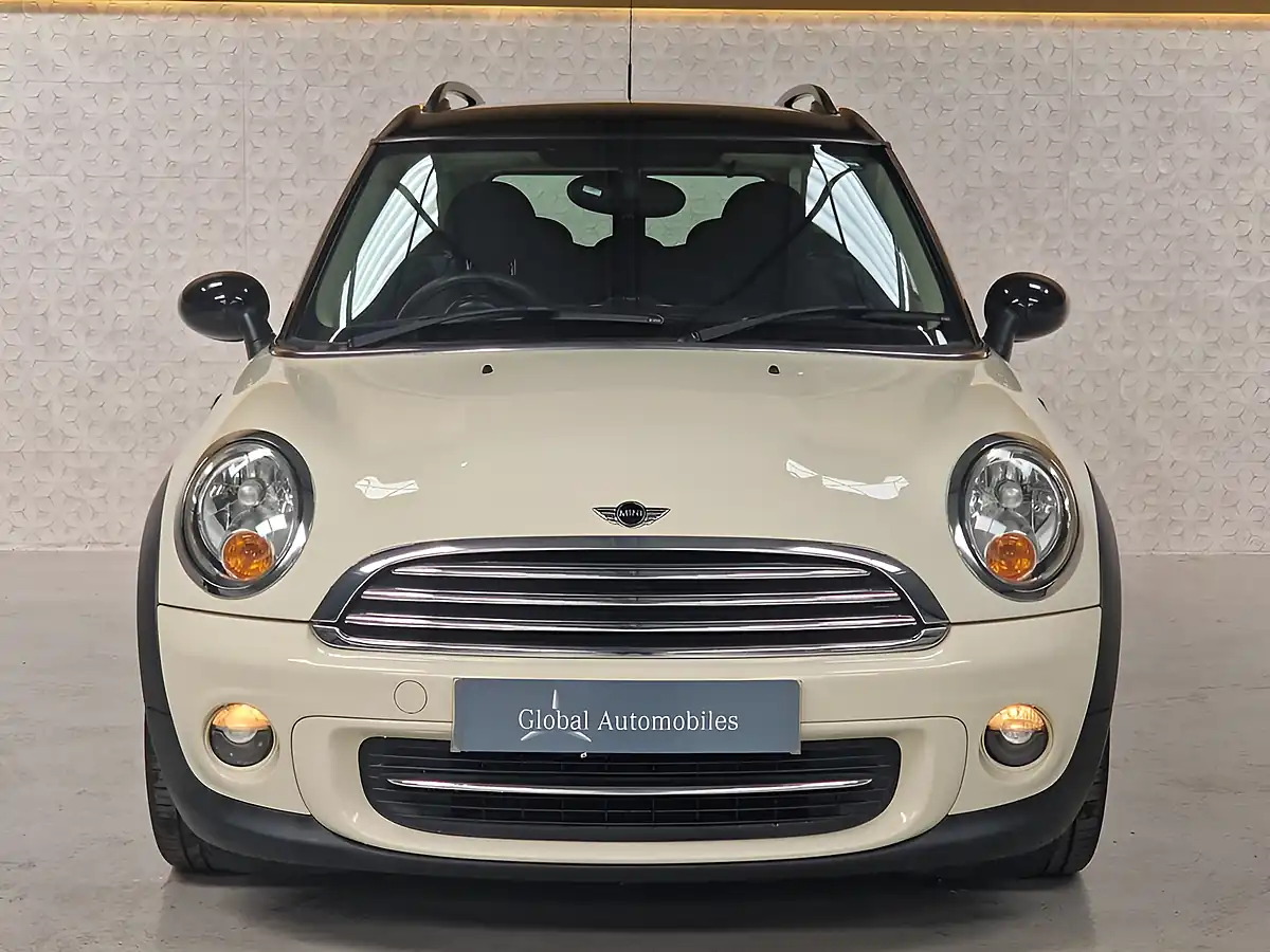 Used 2013 MINI Clubman Cooper Pepper White - Interior and Exterior details 11