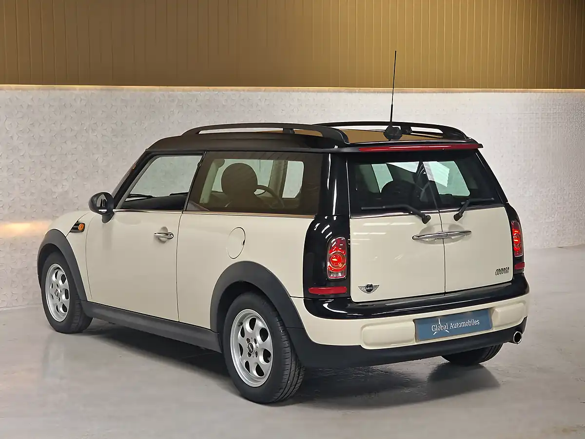Used 2013 MINI Clubman Cooper Pepper White - Interior and Exterior details 16