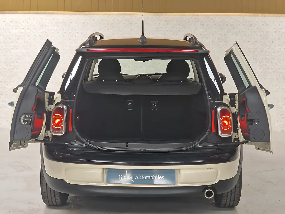 Used 2013 MINI Clubman Cooper Pepper White - Interior and Exterior details 4