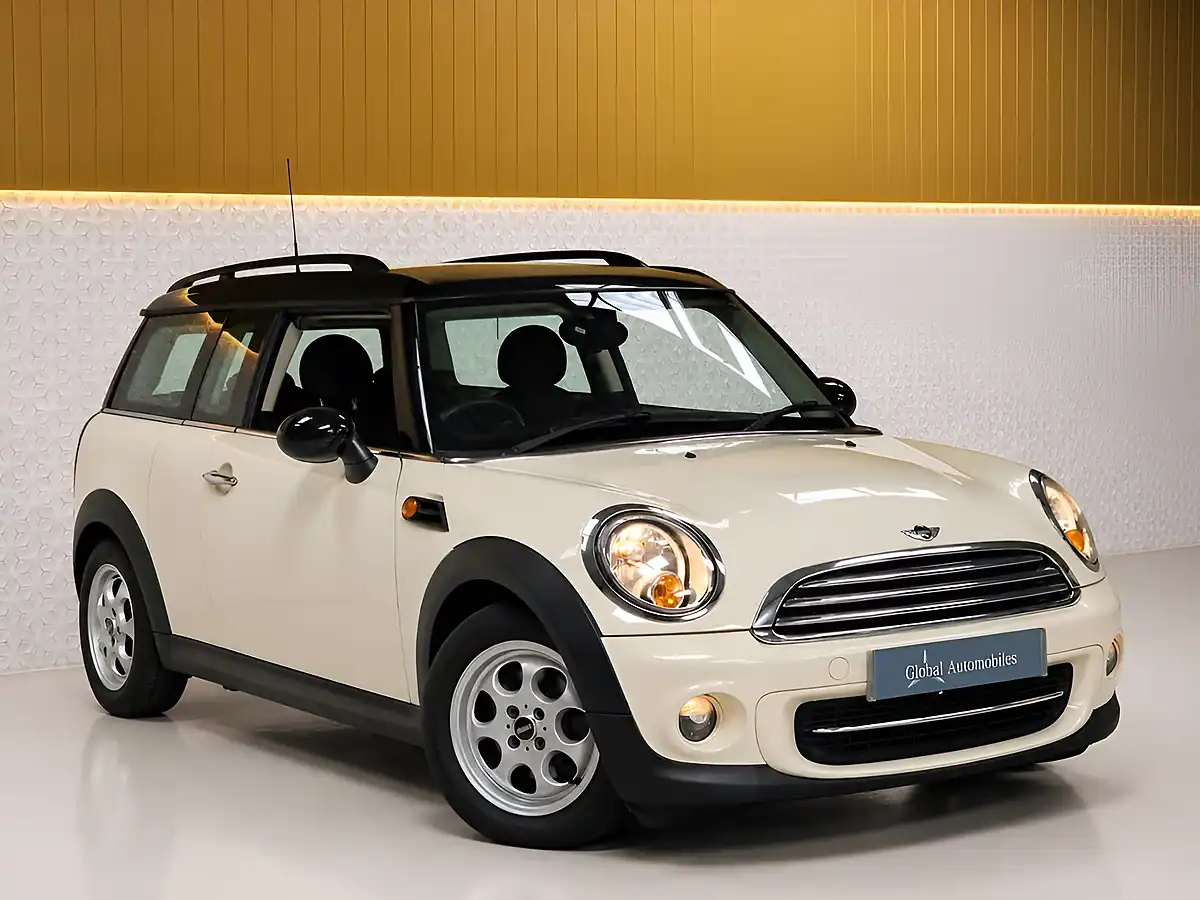 Used 2013 MINI Clubman Cooper Pepper White - Interior and Exterior details 8