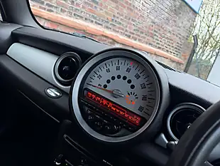 Used 2013 MINI Clubvan Clubvan Cooper White - Interior and Exterior details 12