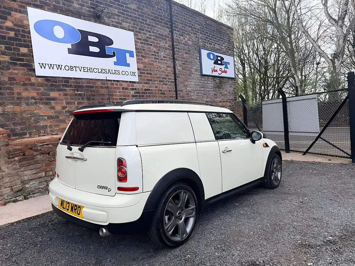 Used 2013 MINI Clubvan Clubvan Cooper White - Interior and Exterior details 6