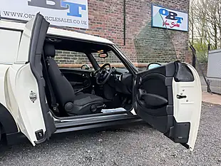 Used 2013 MINI Clubvan Clubvan Cooper White - Interior and Exterior details 9