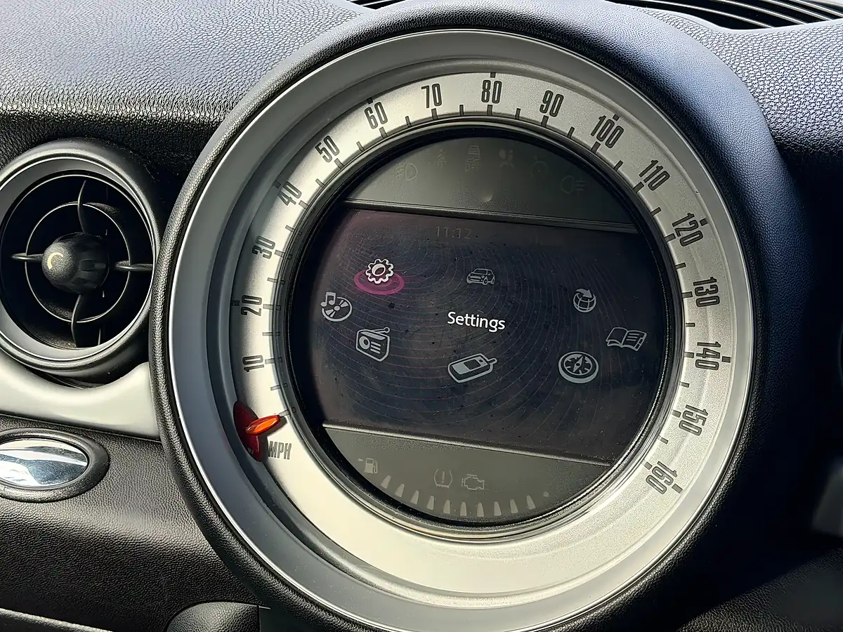 Used 2013 MINI Clubvan Cooper White - Interior and Exterior details 14