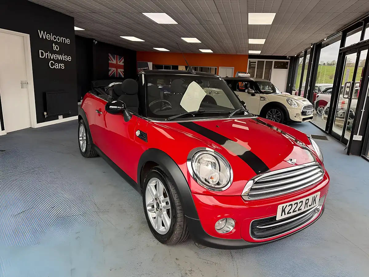 Used 2013 MINI Convertible Cooper Red - Interior and Exterior details 4
