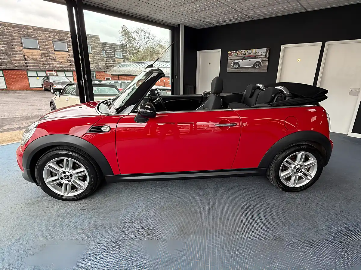 Used 2013 MINI Convertible Cooper Red - Interior and Exterior details 9
