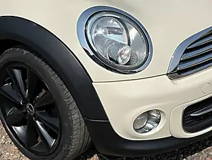 Used 2013 MINI Convertible Cooper White - Interior and Exterior details 10