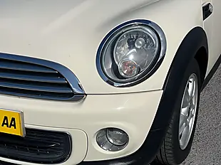 Used 2013 MINI Convertible One Pepper White - Interior and Exterior details 17