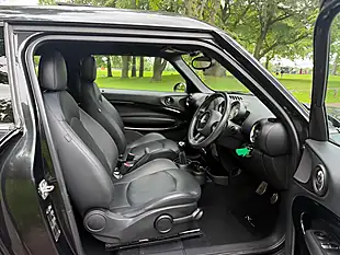Used 2013 MINI Cooper Cooper S Black - Interior and Exterior details 11